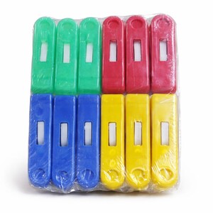 12 مشبك بلاستيك